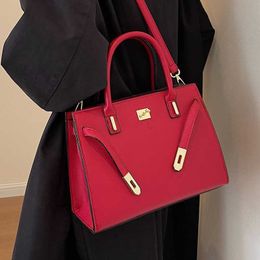 Evening Bags Advanced Texture Small Women's Large Capacity New Handbag Red Wedding Bride Crossbody Bag