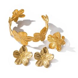 Bangle ALLME INS Fashion Metallic Flower Cuff Bracelets for Women 18K Gold PVD Plating Stainless Steel Anti Tarnish Wide Bangles 231027