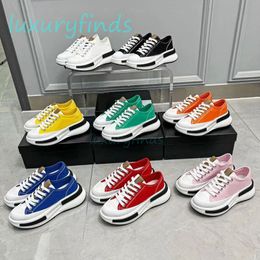 Luxury Casual Shoes Trainer Fabric Sneaker Designer Canvas High Tops Women's Sports Shoes with Thick Coarse Grain Interlocking Letter Rubber Sole Training Shoes