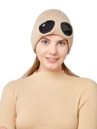 New Designer two Lens Glasses Goggles Beanies Men Knitted Hats Skull Caps Outdoor Women Uniesex Winter Beanie Bonnet 7 colour Y-21