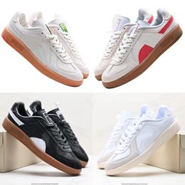 Boots new fashion designer shoes luxury men skate shoes lace up women running shoes low top non slip casual shoes letter print black white red round toe