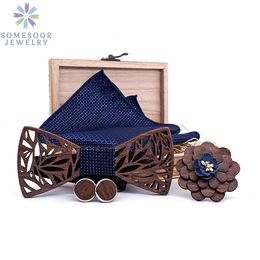 Bow Ties SOMESOOR Fashion Wooden Bowtie Set Handmade Handkerchiefs Cufflinks Brooch Hollow Floral Bowknots Suit Mens Business Wedding 231027