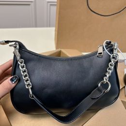 Hip Letter Top Quality Armpit Bags Classic Leather Designer Bag Ladies Shoulder Bags Fashion Hobo Bags Zipper Designer Handbags