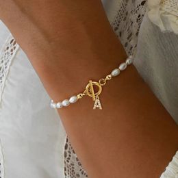 Charm Bracelets Trendy Pave Zircon 26 Initial Bracelet Women Imitation Pearl Toggle Clasps For 231027