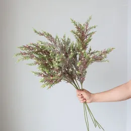 Decorative Flowers Artificial Green Plant Misty Pine Grass Wedding Flower Arrangement Pteris With Berry Christmas Decoration