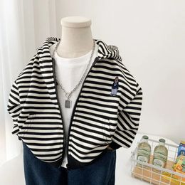 Jackets 29Y Boys' Striped Zipper Jacket Spring and Autumn 2023 Korean Children's Casual Hoodie Thin Cardigan Coat Baby Girl Clothes 231026