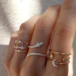 7 pcs / set Women Bohemian Pearl Knuckle Ring Creative snake Geometric Gold Joint Rings Set Fashion Jewelry