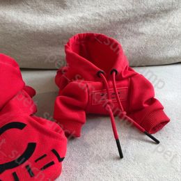 Cooler roter Pullover-Hoodie für Hunde, Designer-Hundekatzen-Druck, warmes Hemd, Schnauzer, Bichon, Corgi, Teddy, Haustier