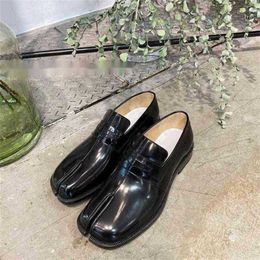 SELL Dress Shoes Flat Round Split Toe Shallow Women Single Shoe Slip On Slingback Mule Leather Soft Loafer 220622