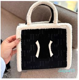 Fashion Designer New fluffy size23X20cm Tote messenger Hand-held crossbody