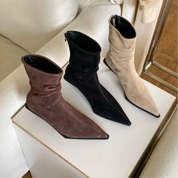 2023 Spring and Autumn New French Stacked Boots Mid length Women's Boots Korean High Heel Short Boots 231028