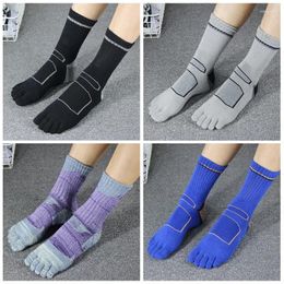 Men's Socks 4 Pairs Professional Sport 5 Finger Cotton Thick Damping Compression Striped Bike Run Outdoor Basketball Terry Toe