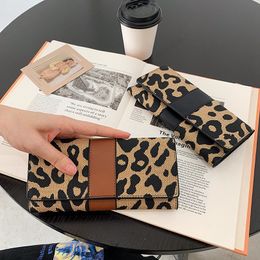 Wholesale factory women purses Japanese retro contrast leathers storage wallet street trend Leopard handbag Preppy Style multi-card leather coin purse 9628