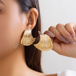 Vintage Shell Fan-shaped Metal Stud Earrings for Women Fashion Statement Gold Colour Chunky Piercing Earrings Jewellery Gifts