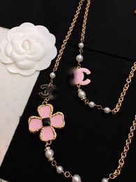 brand luxury sweet clover designer pendant necklaces cute pink flower letters geometry 18k gold elegant necklace Jewellery gift