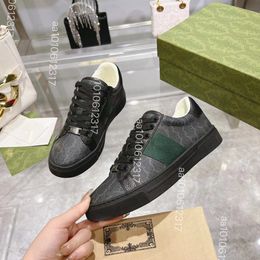 2024 Italy Dirty Leather Shoe Green Red Stripe Luxurys Designers Canvas Ace Casual Shoes Classic Butter Distressed Screener Sneakers with box 35-45