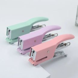 Staplers Deli Stapler Desk Binding Binder Book Durable Paper Stapling Fashion Colours School Supplies Stationery Office Accessories 231027