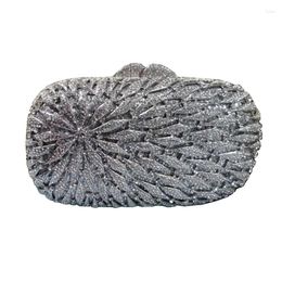 Evening Bags Oval Crystal Metal Clutch Bag Design For Ladies Participating In The Party Banquet Handbag