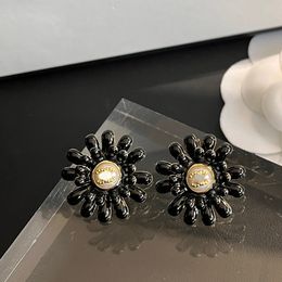 Black Sunflower Luxury Brand Designers Letters Stud Geometric Famous Women Gold Stainless Steel Pearl Earring Marry Christmas Party Gift Jewerlry Accessorie