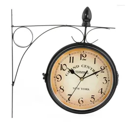 Wall Clocks Classic Retro Double-Sided Clock European Antique Style Battery Powered Round Hanging For Garden Home Decor