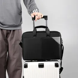Briefcases Laptop Bag 15.6 Inch Fashion Shoulder Men's Business Briefcase