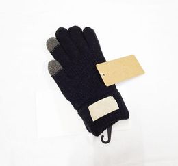 Solid Colour Gloves Designers For Men Womens Touch Screen Glove Winter Fashion Mobile Smartphone Five Finger Mittens