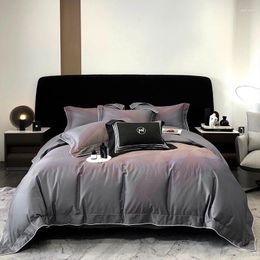 Bedding Sets Nordic Style Fashion Men's Cotton Four-piece Printed Quilt Cover Bed Sheet Light Luxury High-end Wholesale