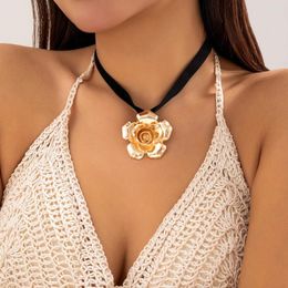 Choker Wide Flannel Cloth And Big Metal Flower Pendant Necklace For Women Trendy Collar On Neck Accessories 2023 Fashion Jewelry