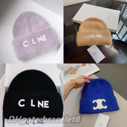 Luxury Letter beanie Designer Fashion Brand Knitted Hat Couple Men Women Winter Warm hat high quality unisex Cashmere Hats