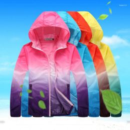 Men's Vests Lightweight Gradient Breathable Jacket Sun Protection Clothing For Women Large Size Men Outdoor