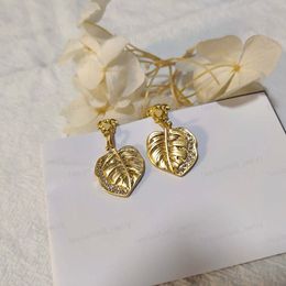 Designer earrings, classic carved portrait Zircon a leaf pendant earrings, Vintage brass, stylish high quality jewelry, wedding, party, gift wholesale
