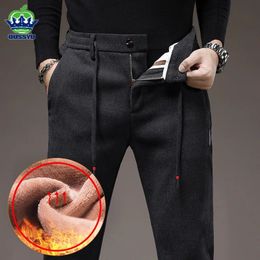 Men's Pants Winter Warm Fleece Casual Pants Men Cotton Drawstring Elastic Waist Velvet Business Outdoors Black Thick Stretch Trousers Male 231027