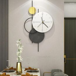 Wall Clocks Modern Metal For Living Room Furniture Hanging Clock Creative Light Luxury Simple Entrance Decorative