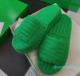 Ladies Matching Luxurys Green designers Bag Women wool Slides Winter fur Fluffy Furry letters Sandals Slippers Warm Comfortable Fuzzy Girl Flip Flop Slippers