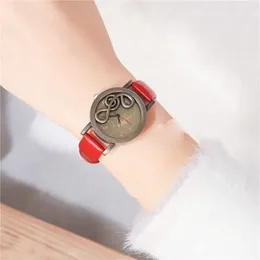 Wristwatches Vintage Punk Style Leather Belt Watch Women Fashion Casual 3D Musical Note Sign Quartz Wristwatch For