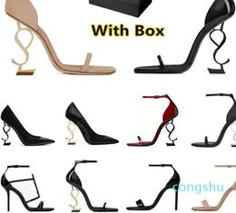 women luxury designer dress shoes sneakers high heels patent leather Gold Tone triple black nuede womens lady Fashion sandals party wedding office pumps shoe