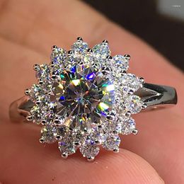 Cluster Rings 10K Au417 White Gold Women Ring Moissanite Diamonds 1 Sunflower Elegant Wedding Party Engagement Anniversary Trendy