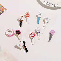 Brooches KPOP Idol Group Light Stick Metal Badge Alloy Brooch Fans Collections Clothes Bag Decoration