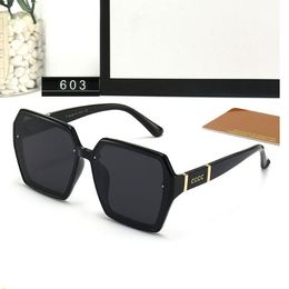Men's Designer Sunglasses With Letter Vintage Metal Fashion Eyewear For Women Girl Square Frame Sun Glasses With Box