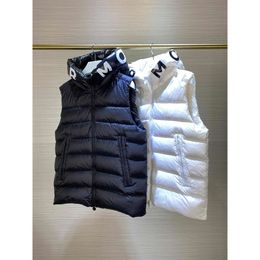 Designer Winter Jacket Mens Down Vest Homme Vests Gilet Parkas Coat Hooded Outerwear Waterproof For Mens And Women Windbreaker Thick Short sleeveless Detachable