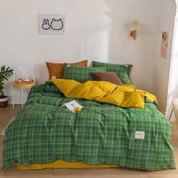 Bedding sets GURET Plaid Set Green Double Bed Linens Nordic Duvet Cover Pillowcase Queen Size Flat Sheet Adults Kids Winter 231030