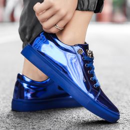 Hot Casual Men's Shoes Blue Mirror Glitter Sneakers Men Flat Streetwear Hip Hop Men Luxury Designer Shoes chaussure 2024