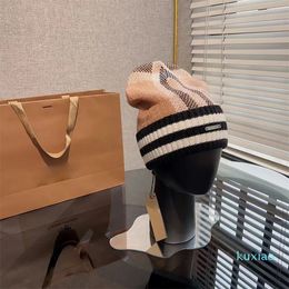 designer Beanie luxury knitted hat Winter hat Cashmere Bonnet Outdoor Casual