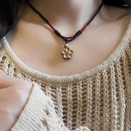 Pendant Necklaces Romantic Jewellery Chinese Style Wood Flowers Necklace Classic Charm Vintage Rope Chain For Women Trendy Jewellery