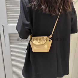 Shoulder Bags Women's Mini Soul Bag Solid Colour Body Bag PU Leather Design Portable Pocket Square Bag Bagstylishhandbagsstore