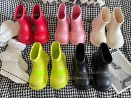 Designer Boots for Women Luxury Fashion Brand Autumn and Winter Rain Boots Candy Colour Mini Rubber Waterproof Shoes Walking Casual Thick Sole Boots PVC