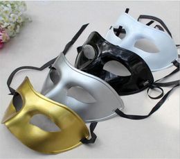 DHL Venetian masquerade masks for Halloween masquerade balls Mardi Gras Prom Dancing Party half eye gold silver Masks for men3080931