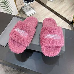 External Sandal Furry Sandals Slipper Shearling Embroidery b Family Paris Balencaiiga One Line Wool Tugs Women 2023 New Real Thickened Wearing Couple GJJ8