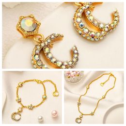 Newest Style Bracelet Stud Earring Brand C Designer Women Diamond Plated Pendant Choker Pearl Necklace Chain Gold Sier High Jewelry Gifts
