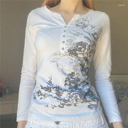 Women's T Shirts Xingqing Grunge Fairycore Shirt Women Floral Print V Neck Long Sleeve Tops Y2k Aesthetic Clothing E Girl Clothes Streetwear